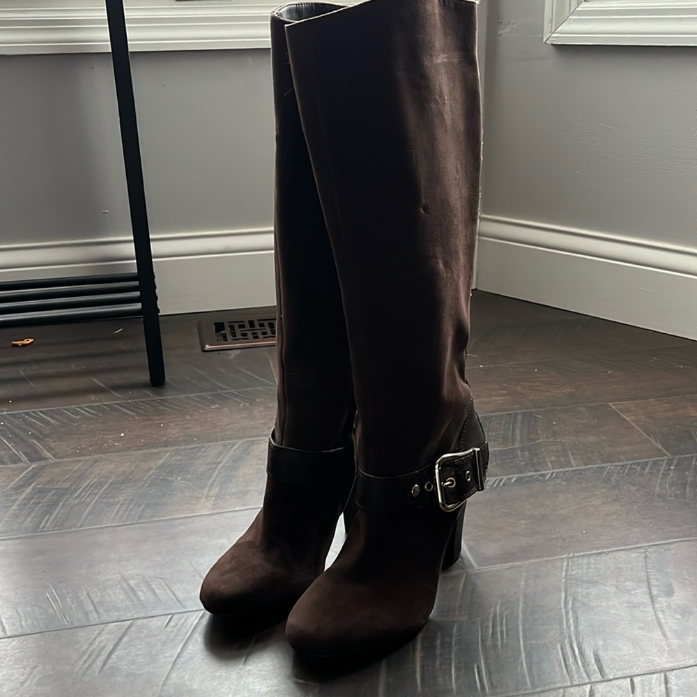 Vintage BCBGeneration Brown Heeled Boots